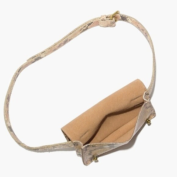 New! Madewell The Leather Belt Bag Snake Embossed Edition XS - Picture 9 of 14